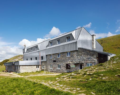 Alpine Hut M. R. Štefánika pod Ďumbierom