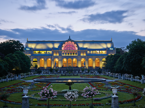 Die Flora - Palais im Park Die Flora - Palais im Park